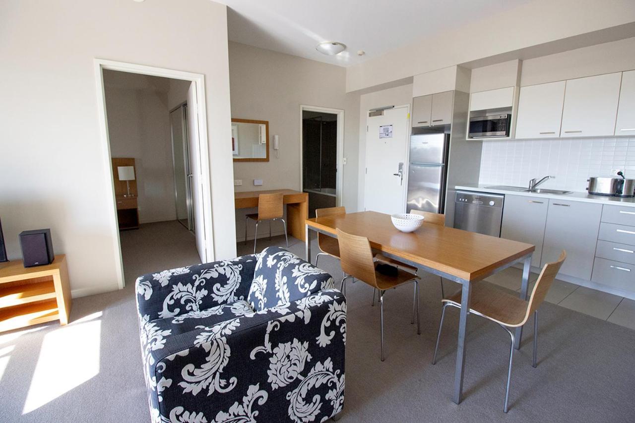 Gladstone Downtown Central Apartment Hotel Official Екстериор снимка