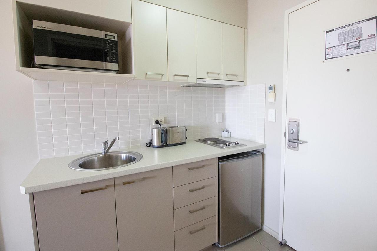 Gladstone Downtown Central Apartment Hotel Official Екстериор снимка