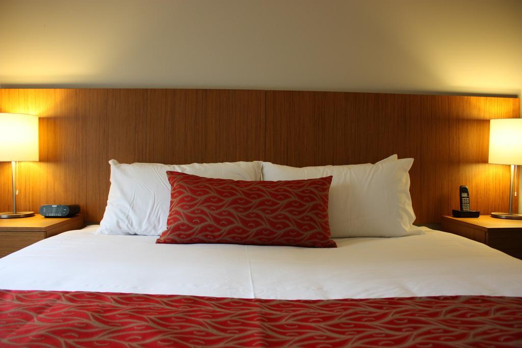 Gladstone Downtown Central Apartment Hotel Official Екстериор снимка