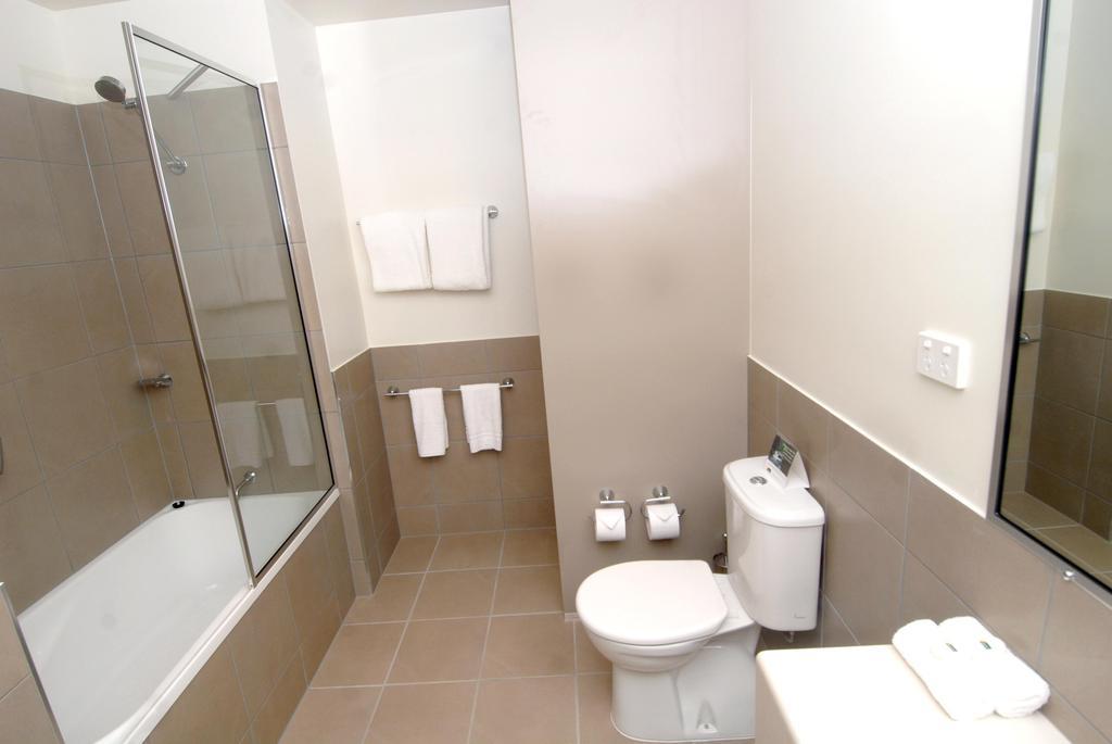 Gladstone Downtown Central Apartment Hotel Official Екстериор снимка