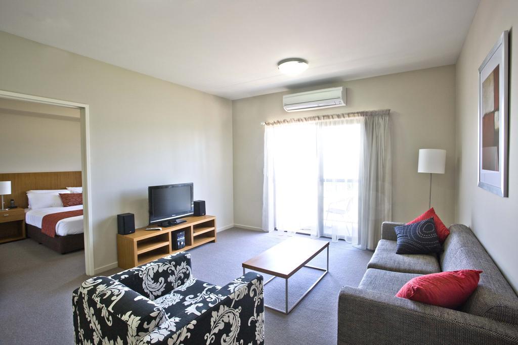Gladstone Downtown Central Apartment Hotel Official Екстериор снимка