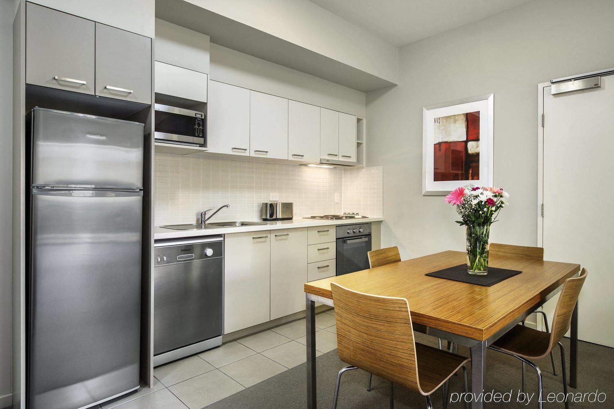 Gladstone Downtown Central Apartment Hotel Official Екстериор снимка