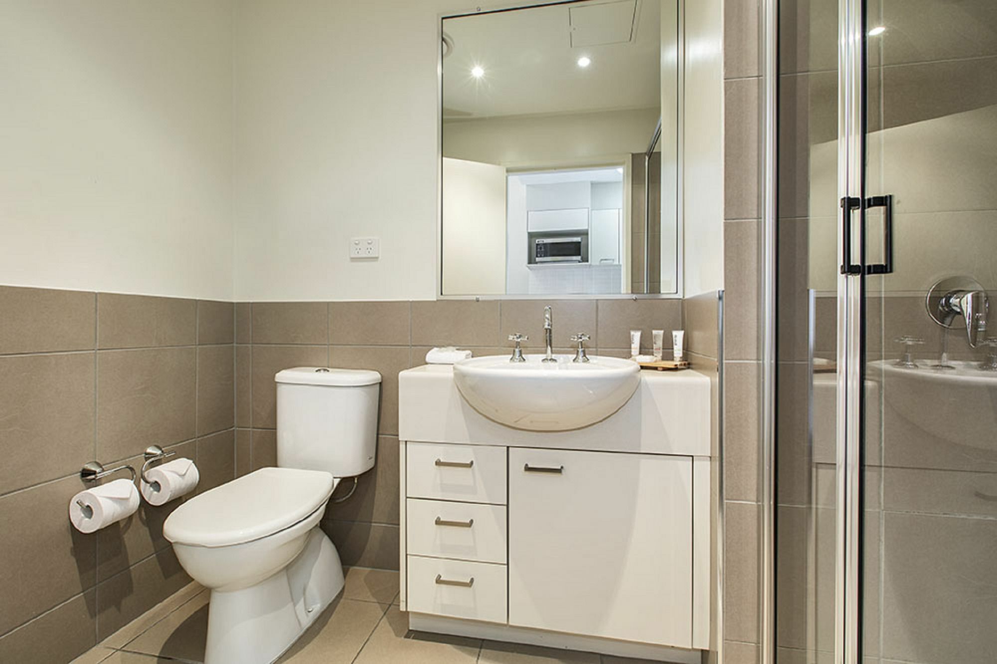 Gladstone Downtown Central Apartment Hotel Official Екстериор снимка