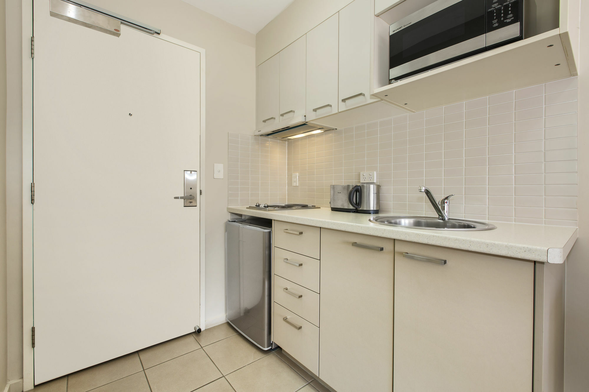 Gladstone Downtown Central Apartment Hotel Official Екстериор снимка